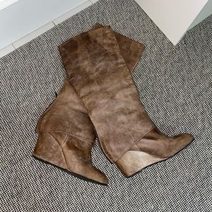 Steven Wedge Boots